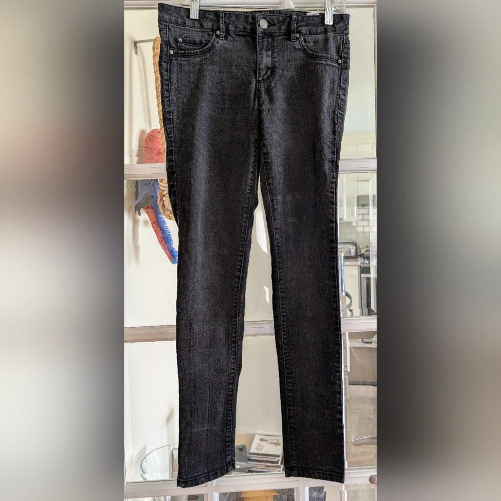GAP Women's Dark Gray Straight Leg Jeans